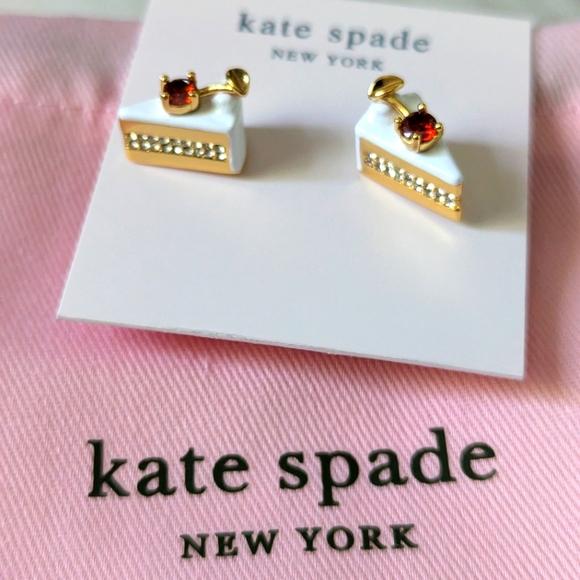 Kate Spade New York Pastry 🍰 🎂 🍰 🎂 Shop Cake Slice Studs - Picture 5 of 16